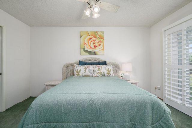 3058 Notre Dame Dr, Sacramento, CA 95826