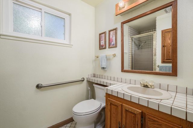 3058 Notre Dame Dr, Sacramento, CA 95826