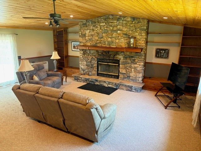 11218 ROUTE 97 Road N, Waterford, PA 16441