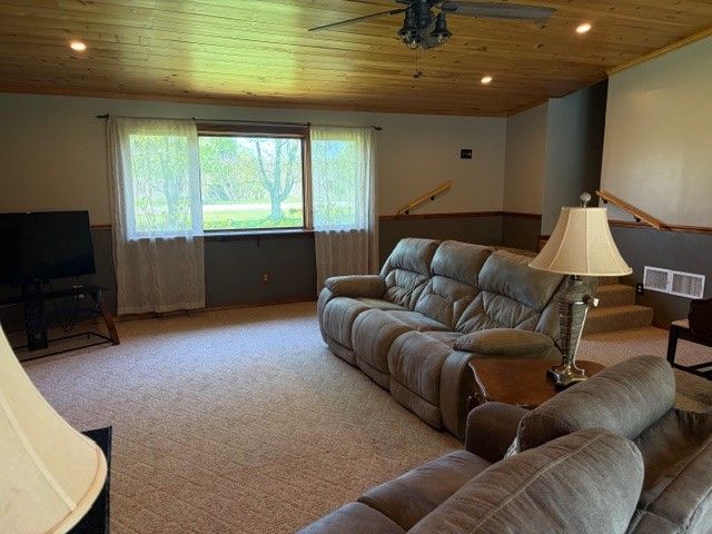 11218 ROUTE 97 Road N, Waterford, PA 16441
