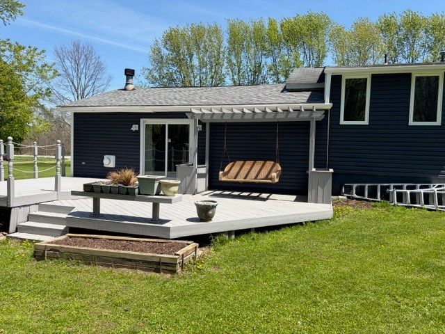 11218 ROUTE 97 Road N, Waterford, PA 16441