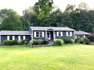11218 ROUTE 97 Road N, Waterford, PA 16441