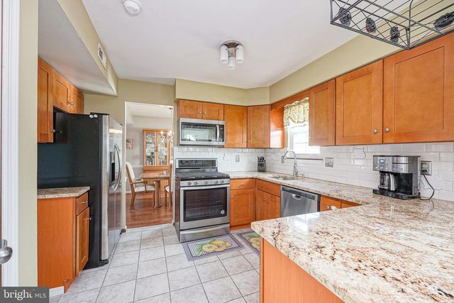 50 LONG BOW DR, Sewell, NJ 08080