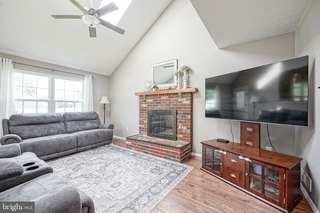 50 LONG BOW DR, Sewell, NJ 08080