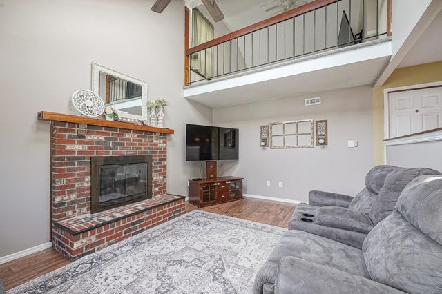 50 LONG BOW DR, Sewell, NJ 08080