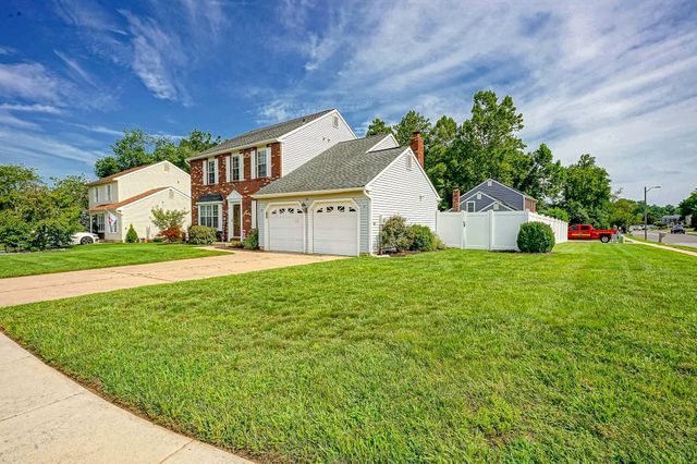 50 LONG BOW DR, Sewell, NJ 08080