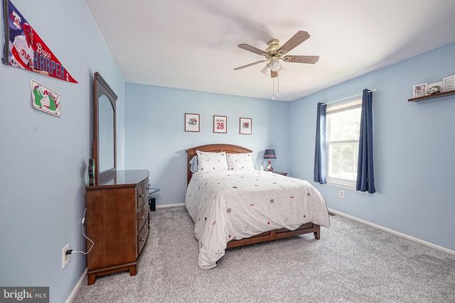 50 LONG BOW DR, Sewell, NJ 08080