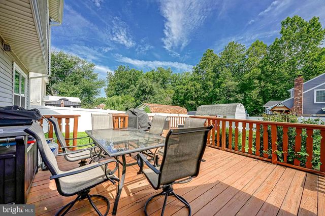 50 LONG BOW DR, Sewell, NJ 08080