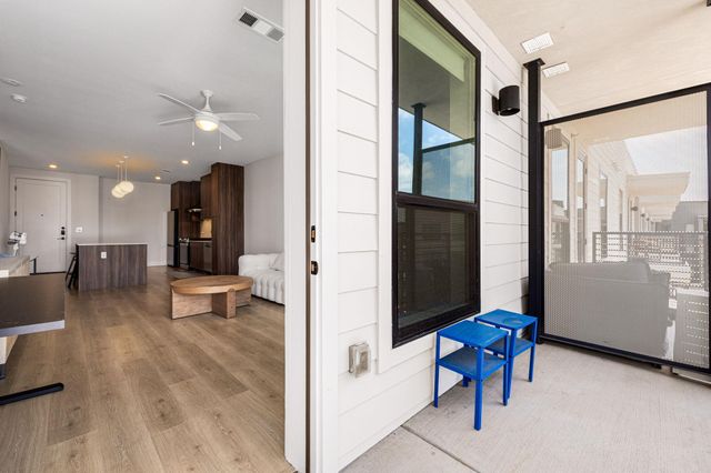 1701 Simond Ave 612, Austin, TX 78723