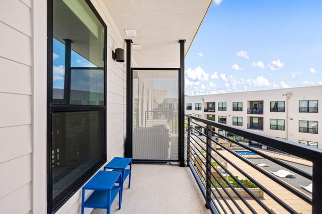 1701 Simond Ave 612, Austin, TX 78723