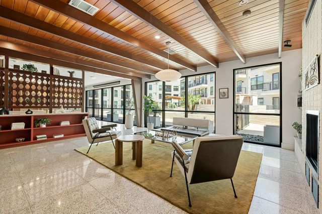 1701 Simond Ave 612, Austin, TX 78723