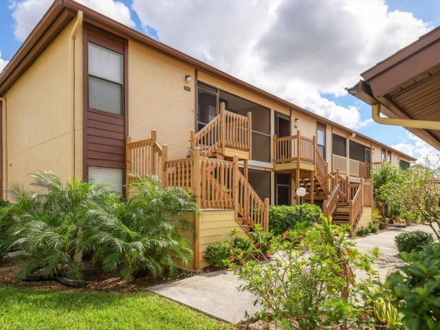 5769 AVISTA DRIVE 5769, Sarasota, FL 34243