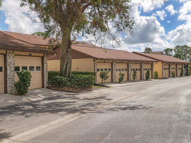5769 AVISTA DRIVE 5769, Sarasota, FL 34243