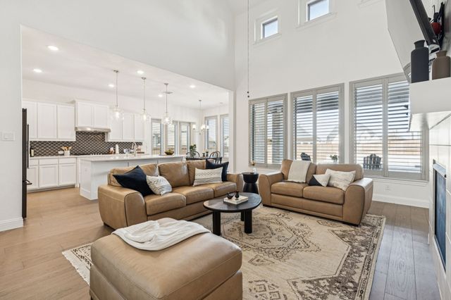 4308 Turnout Trail, Aubrey, TX 76227