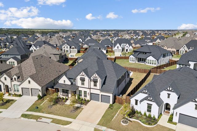 4308 Turnout Trail, Aubrey, TX 76227