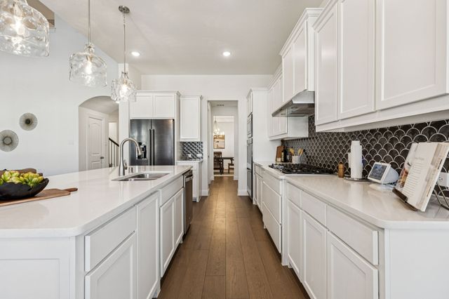 4308 Turnout Trail, Aubrey, TX 76227