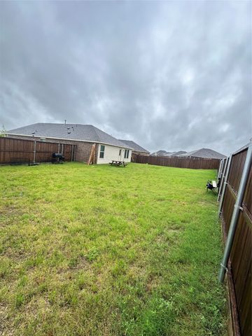 1430 Everett Gardens Way, Forney, TX 75126
