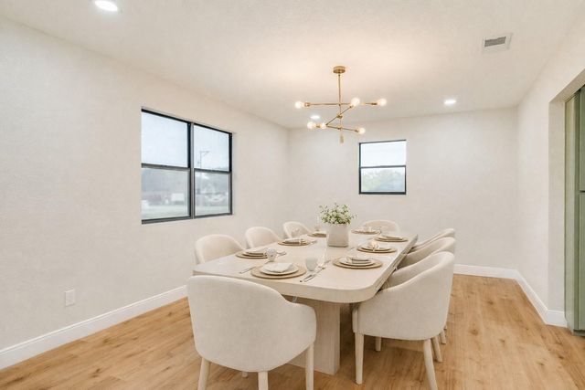 210 Cactus, Oyster Creek, TX 77541