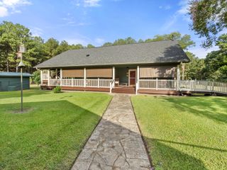 380 Arnold Dowden Rd, Hornbeck, LA 71439