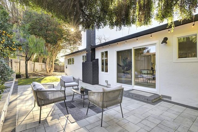 2580 Early Rivers Ct, Union City, CA 94587