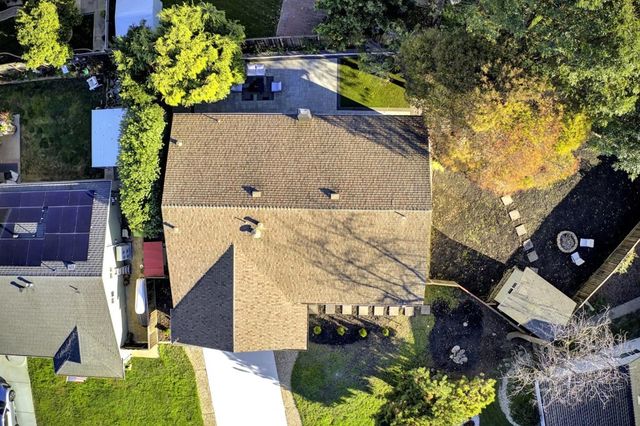 2580 Early Rivers Ct, Union City, CA 94587