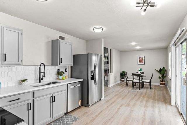 2137 Rose Hill Road, Carrollton, TX 75007