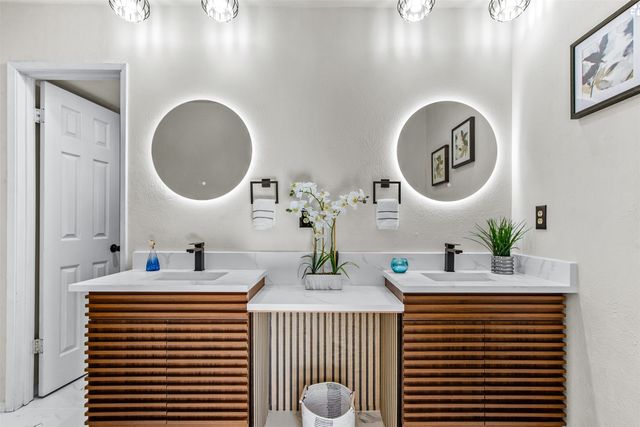 2137 Rose Hill Road, Carrollton, TX 75007