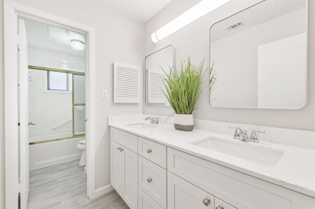 12415 Pantano Drive, Houston, TX 77065