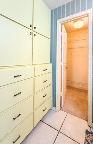 2092 SE Allamanda Drive, Port St Lucie, FL 34952