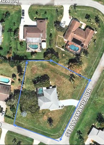 2092 SE Allamanda Drive, Port St Lucie, FL 34952