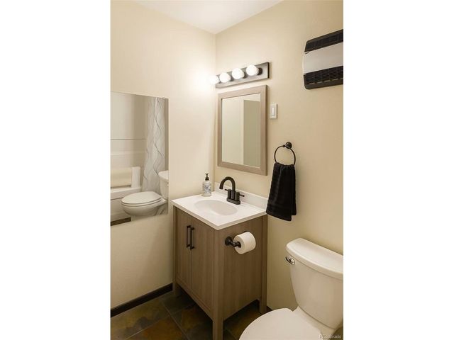 2620 S Federal Blvd D, Denver, CO 80219