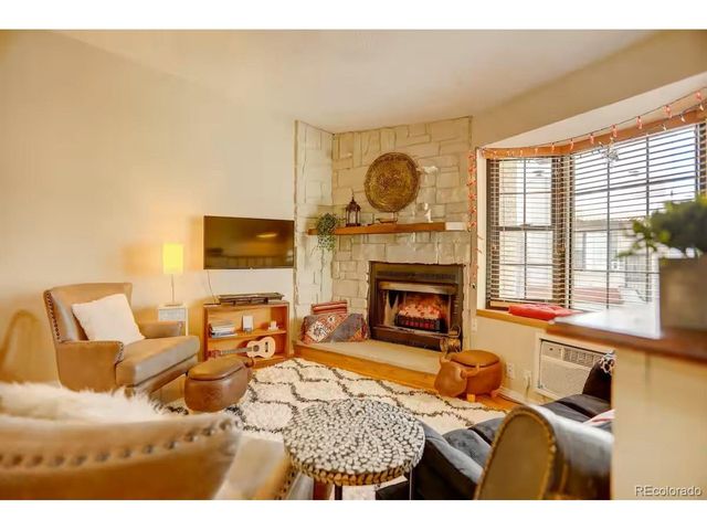 2620 S Federal Blvd D, Denver, CO 80219