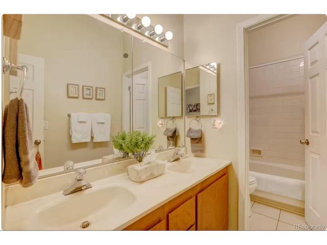 2620 S Federal Blvd D, Denver, CO 80219