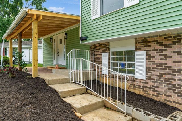 4533 Beachworth Court, Columbus, OH 43232