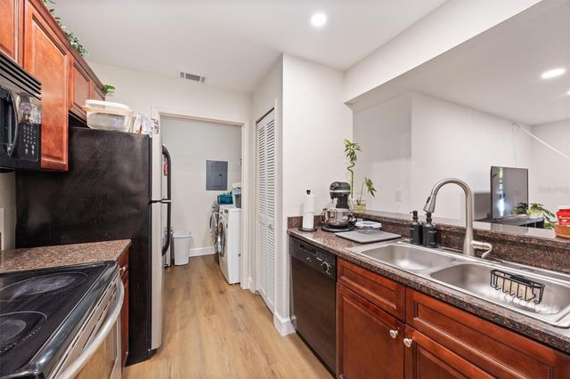 3705 SW 27TH STREET 913, Gainesville, FL 32608