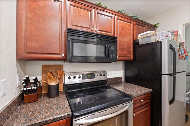 3705 SW 27TH STREET 913, Gainesville, FL 32608