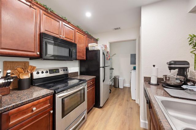 3705 SW 27TH STREET 913, Gainesville, FL 32608