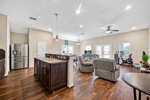 8639 Valley Gold Court, Houston, TX 77078
