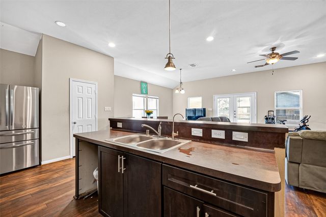 8639 Valley Gold Court, Houston, TX 77078