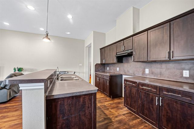 8639 Valley Gold Court, Houston, TX 77078