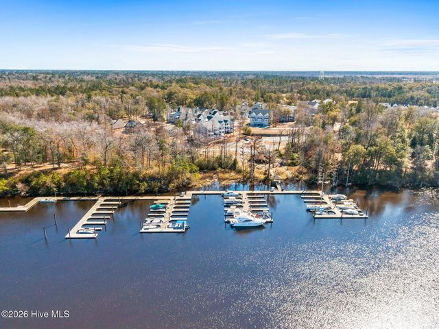 204 Cornubia Drive, Castle Hayne, NC 28429