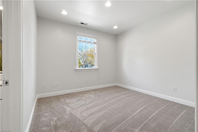 1053 Spratley ST, Portsmouth, VA 23704