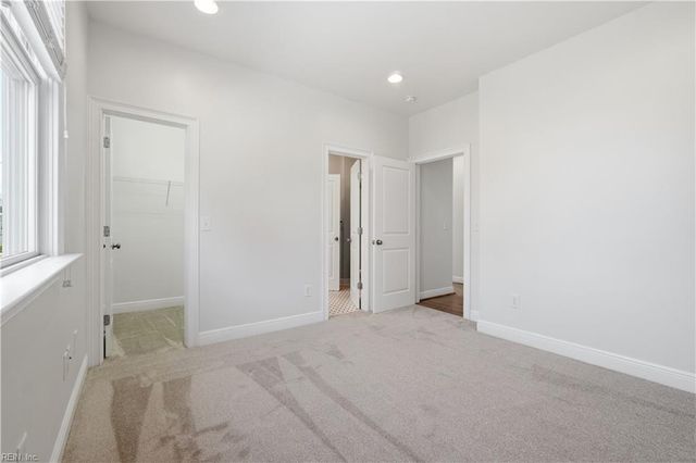 1053 Spratley ST, Portsmouth, VA 23704