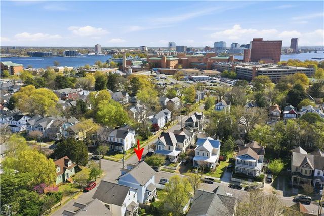 1053 Spratley ST, Portsmouth, VA 23704