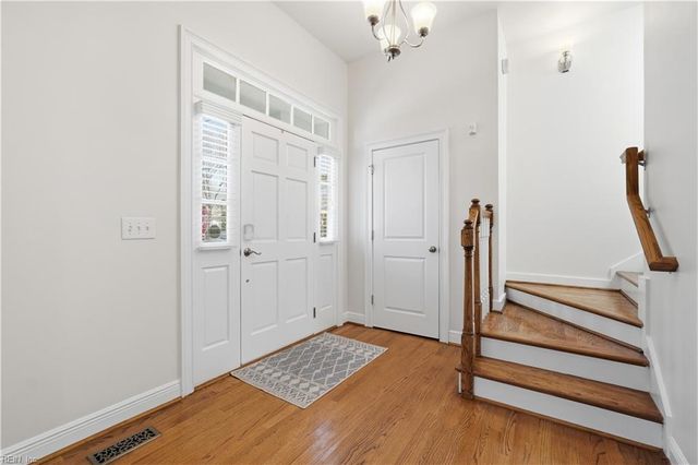 1053 Spratley ST, Portsmouth, VA 23704