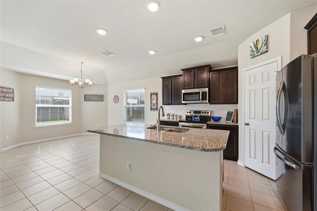 9206 Susan DR, Killeen, TX 76542