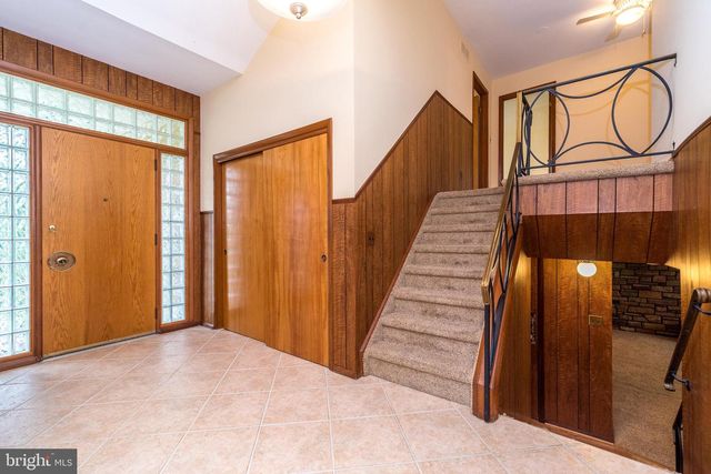 827 WRIGHT DR, Maple Glen, PA 19002