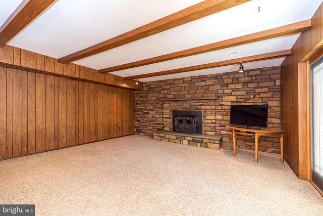 827 WRIGHT DR, Maple Glen, PA 19002
