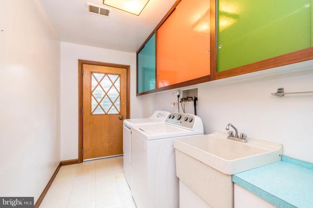 827 WRIGHT DR, Maple Glen, PA 19002