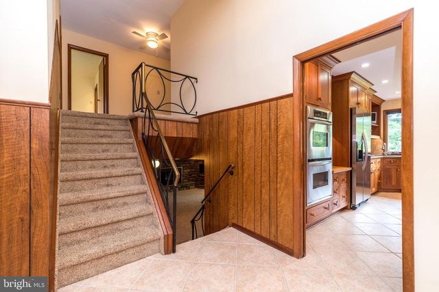 827 WRIGHT DR, Maple Glen, PA 19002